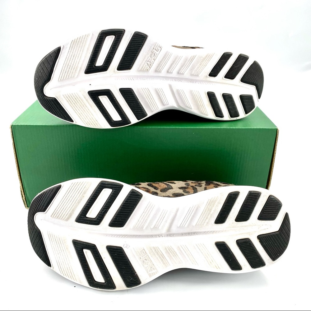 APL Iconic propulsion white leopard calf hair shoe - Picture 8 of 12